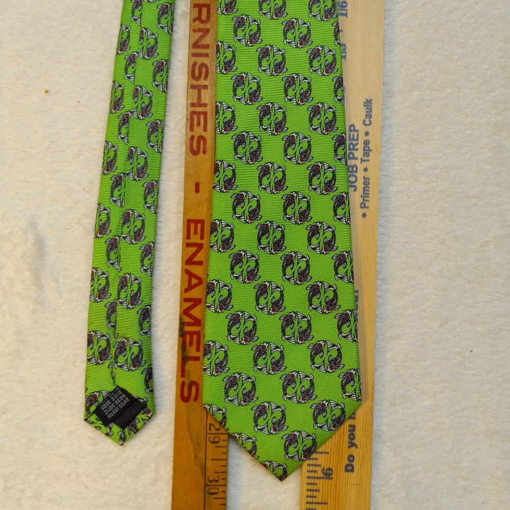 Cape Cod Neckwear Lime Green Pisces Koi Silk REPP Tie 59 x 3 Mens Tie